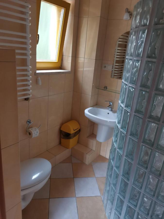 Ferienwohnung Dom Przy Plazy Dziwnówek Exterior foto