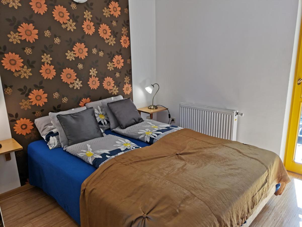 Ferienwohnung Dom Przy Plazy Dziwnówek Exterior foto