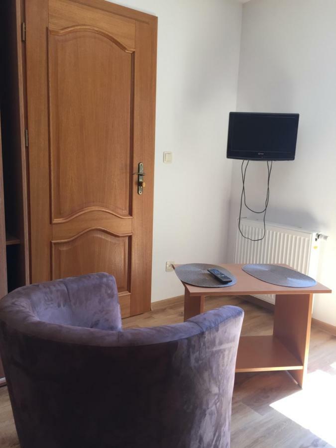 Ferienwohnung Dom Przy Plazy Dziwnówek Exterior foto