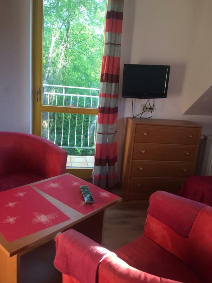 Ferienwohnung Dom Przy Plazy Dziwnówek Exterior foto
